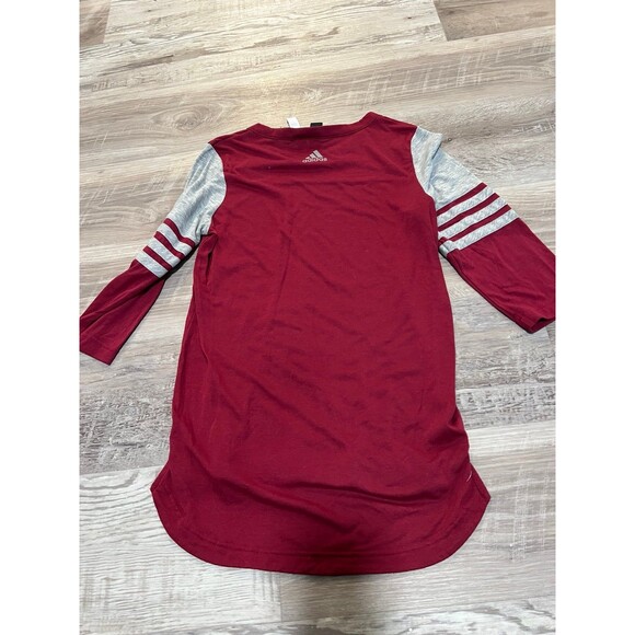 Adidas maroon Women’s size xS midlength sleeve shirt 3 stripes - Picture 4 of 5